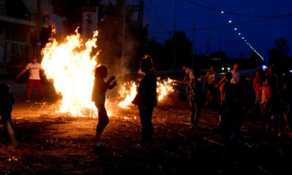 Εξαπλώνονται παντού! Ρομά στήνουν... θυγατρικές σε όλη τη χώρα με έδρα τη Δυτική Αττική - Ψώνιζαν στο Ζεφύρι από τη Ρόδο (βίντεο)